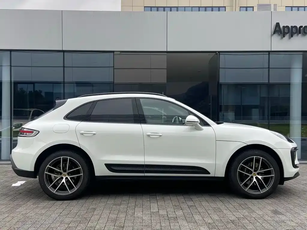 Porsche Macan 2024 из CN, фото 4