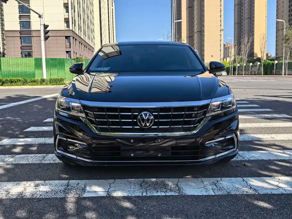 Volkswagen Passat 2021 из CN, фото 3