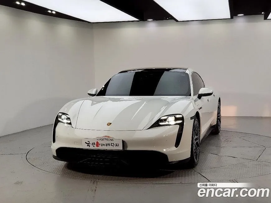 Porsche Taycan 2021 из KR, фото 3
