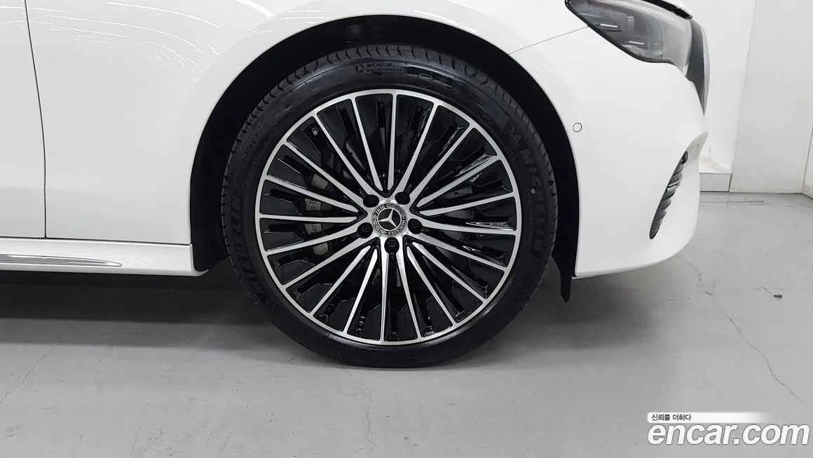 Mercedes-Benz E-Class 2024 из KR, фото 5