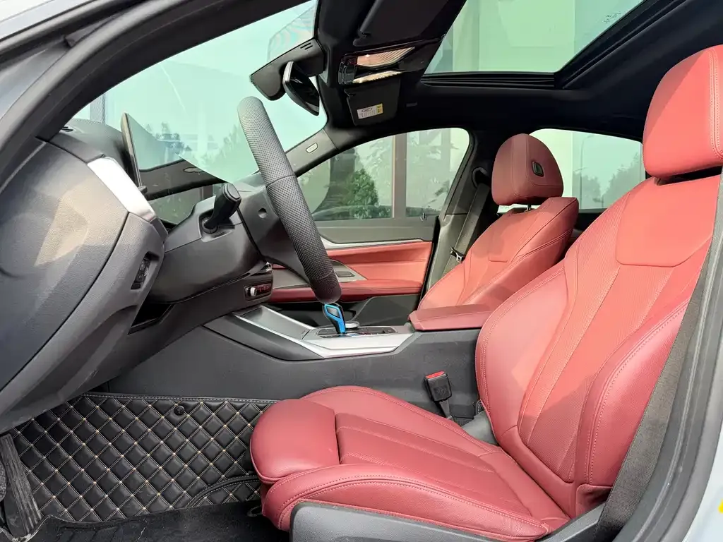 BMW i4 2023 из CN, фото 5