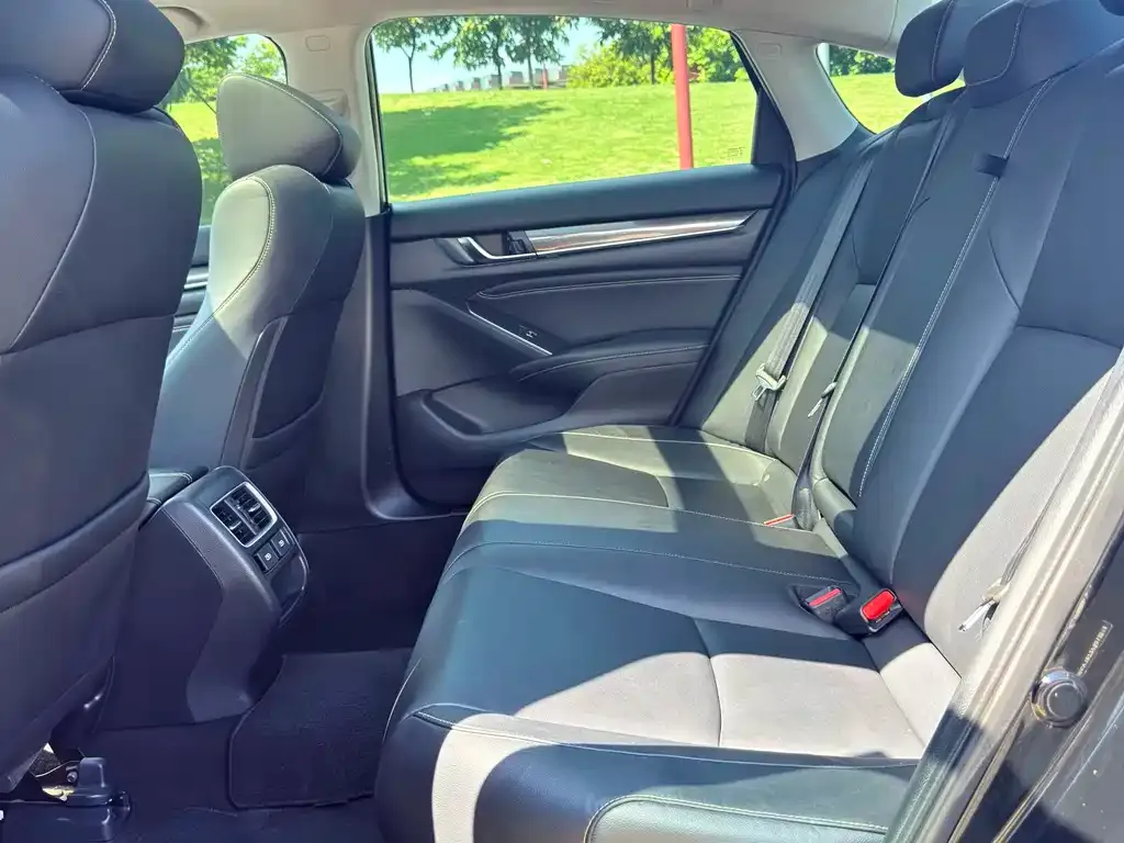 Honda Accord 2022 из CN, фото 7