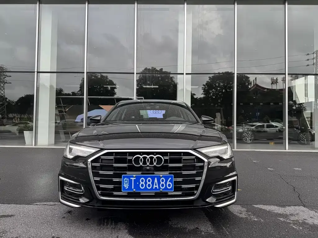 Audi A6L 2024 из CN, фото 2