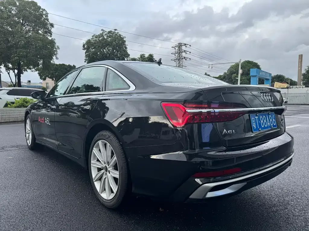Audi A6L 2024 из CN, фото 8