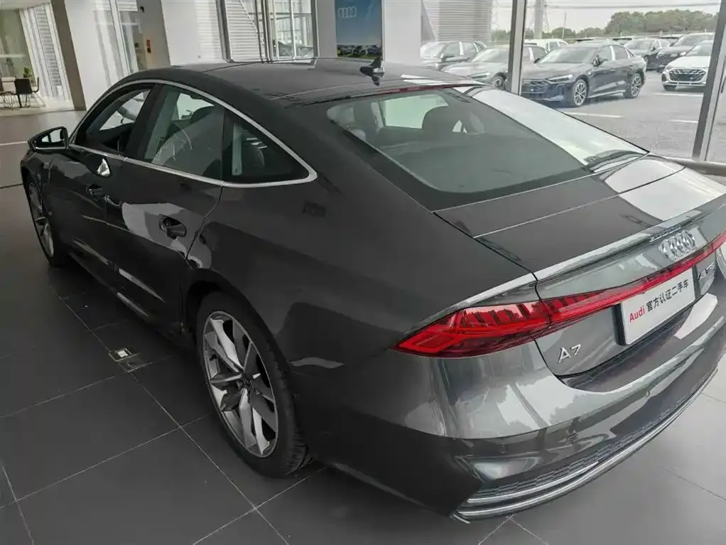 Audi A7 2024 из CN, фото 4