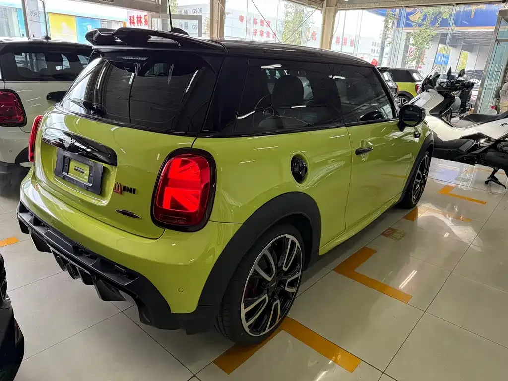 MINI JCW (John Cooper Works) 2022 из CN, фото 3