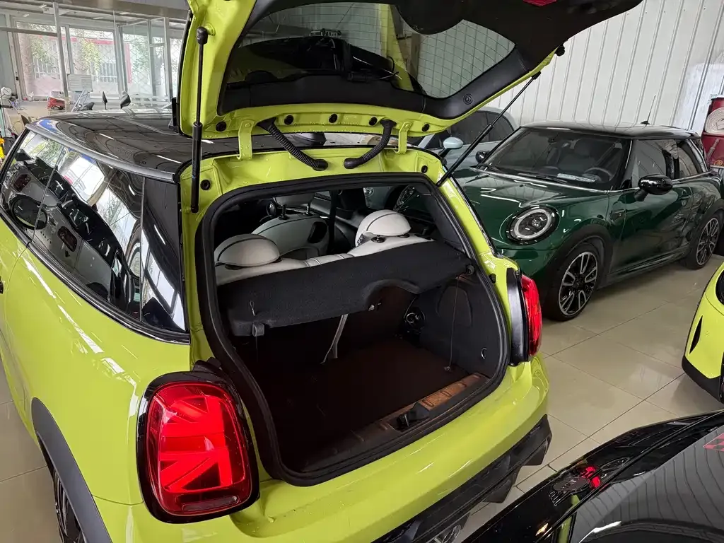 MINI JCW (John Cooper Works) 2022 из CN, фото 6