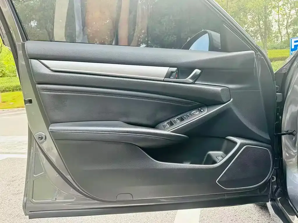 Honda Accord 2021 из CN, фото 9