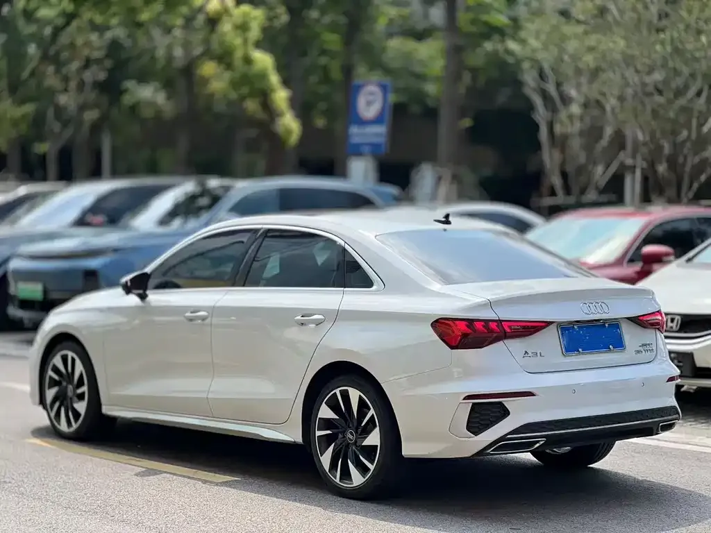 Audi A3 2024 из CN, фото 9