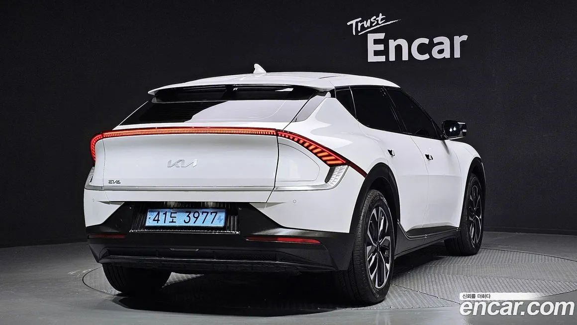 Kia EV6 — фото 2