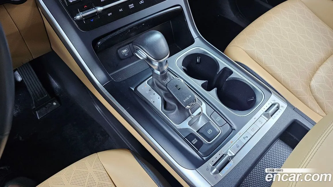 Kia Carnival 2023 из KR, фото 9