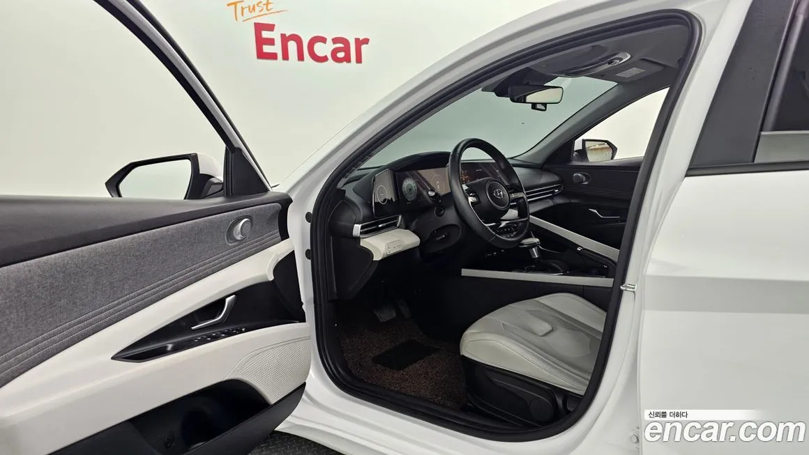 Hyundai AVANTE — фото 10