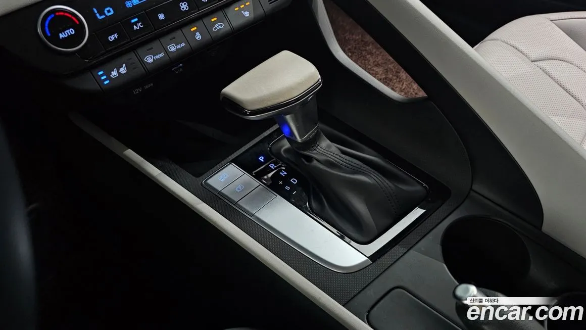 Hyundai AVANTE — фото 9