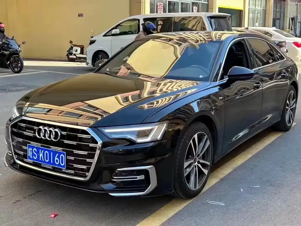 Audi A6L 2023 из CN, фото 1