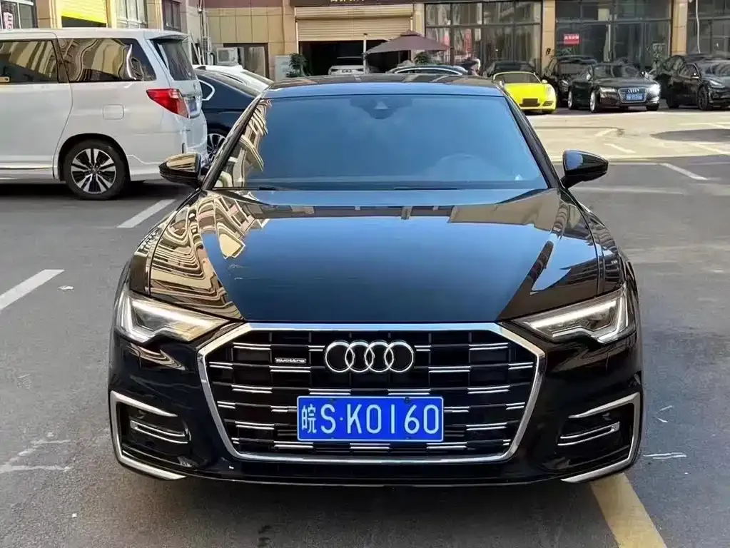 Audi A6L 2023 из CN, фото 2