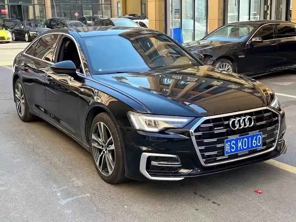 Audi A6L 2023 из CN, фото 3