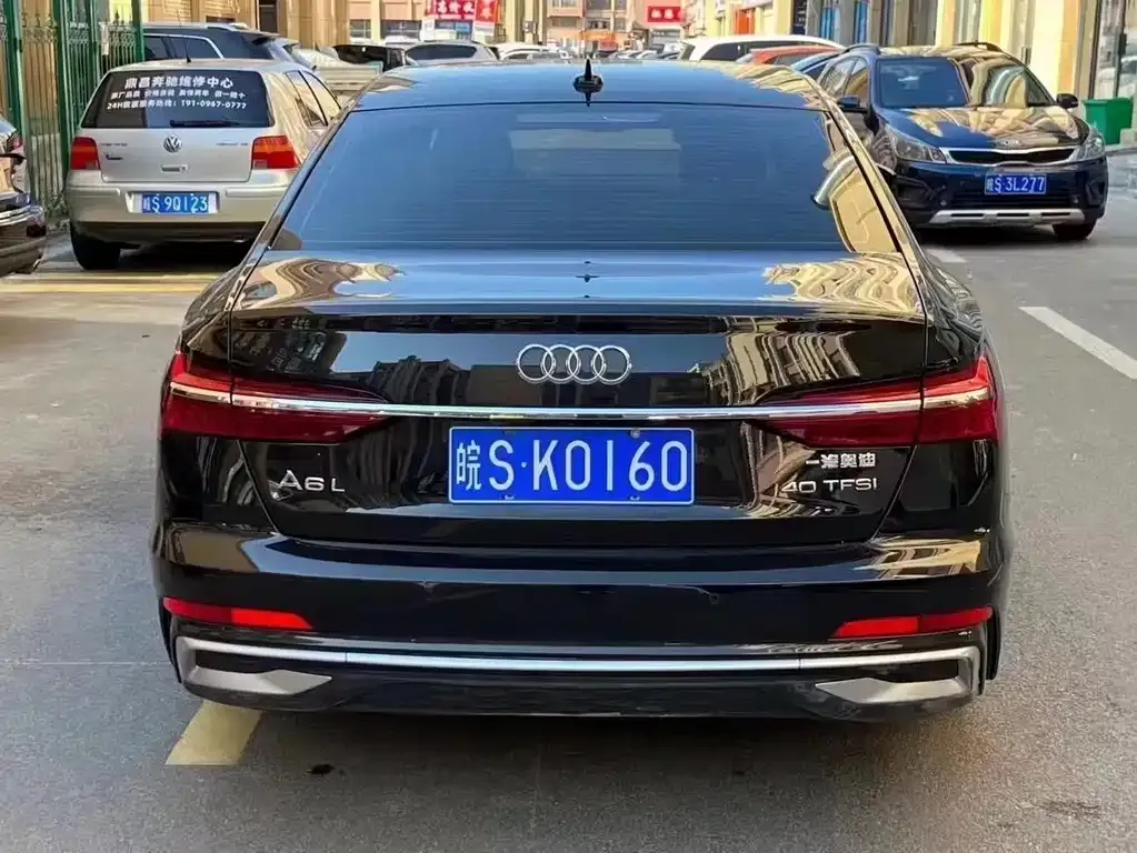 Audi A6L 2023 из CN, фото 8