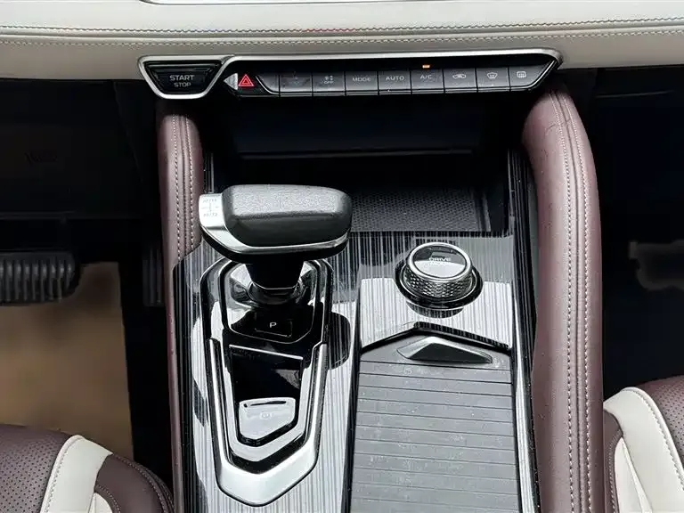 Geely Xingyue L 2022 из CN, фото 7