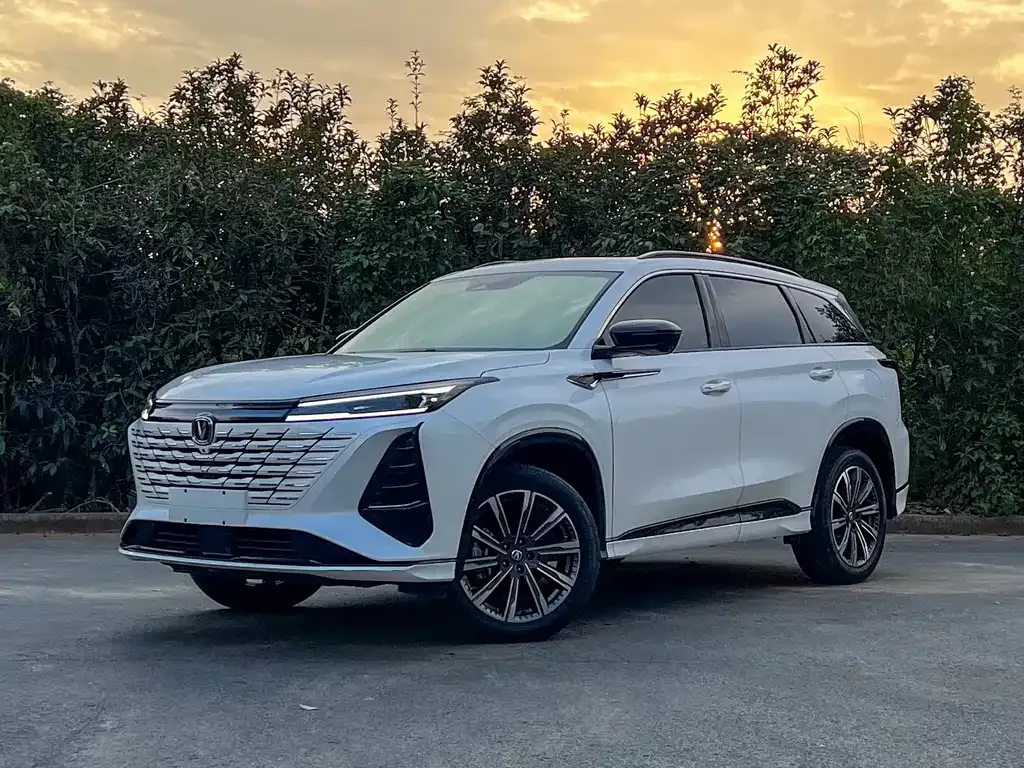 Changan CS75PLUS 2024 из CN, фото 1