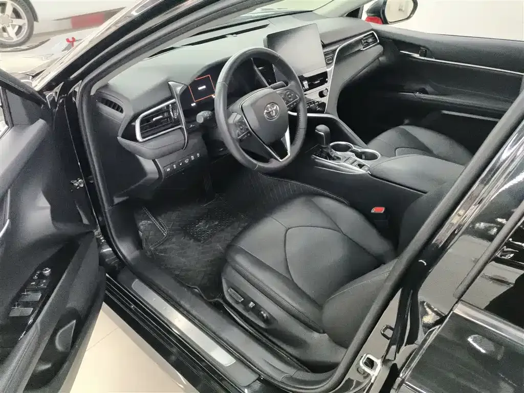 Toyota Camry 2021 из CN, фото 9
