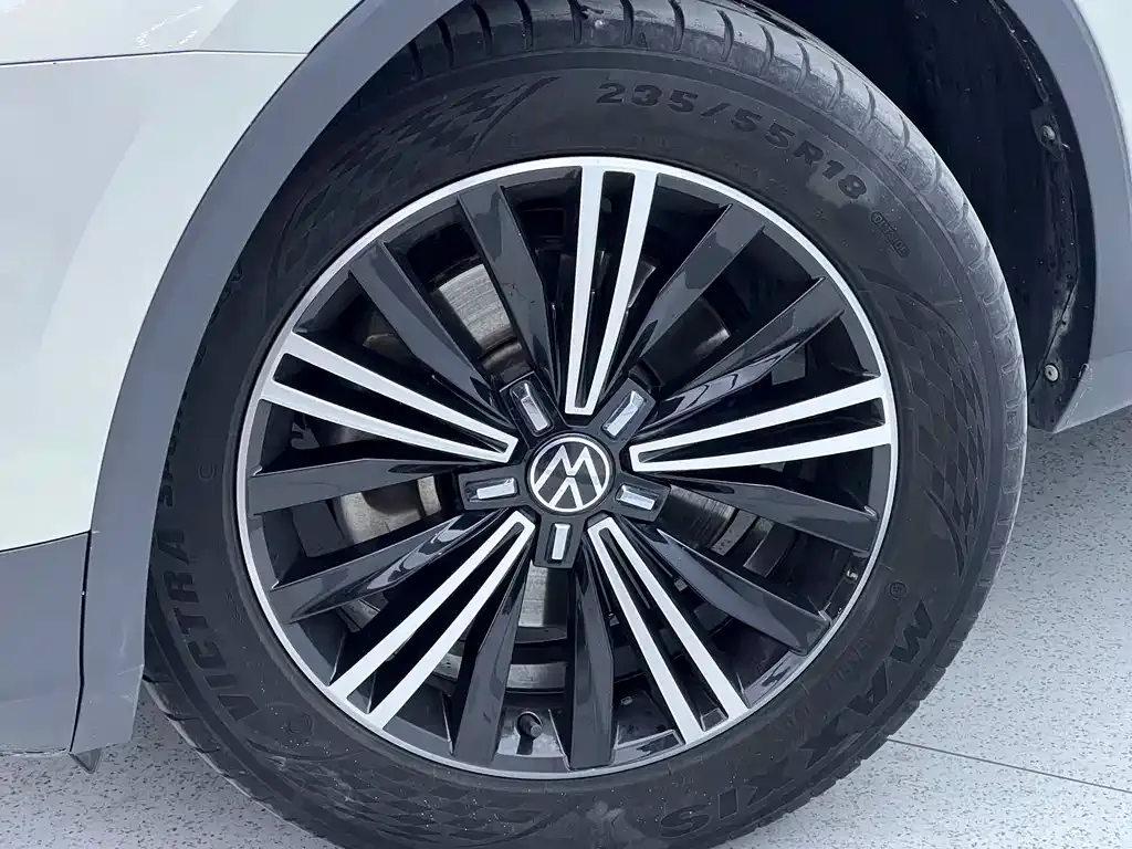 Volkswagen Tiguan L 2021 из CN, фото 7