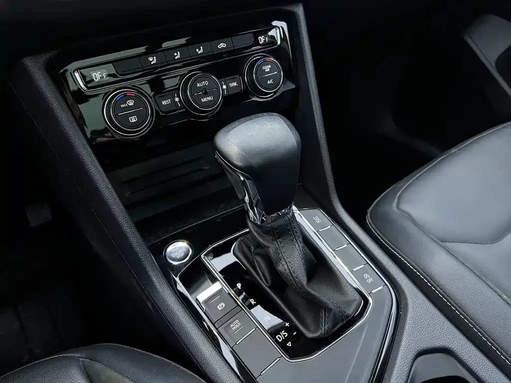 Volkswagen Tiguan L 2021 из CN, фото 9