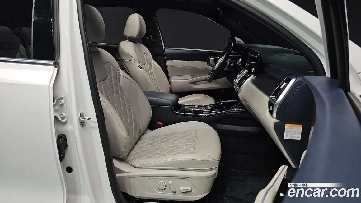 Kia Sorento — фото 10