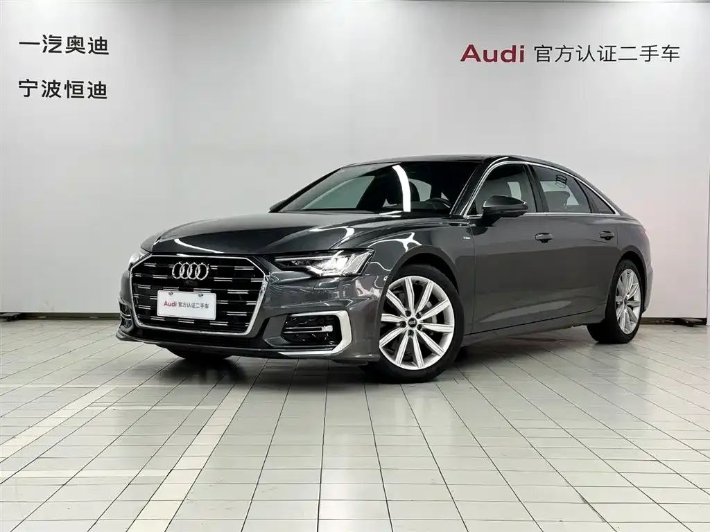Audi A6L — фото 1