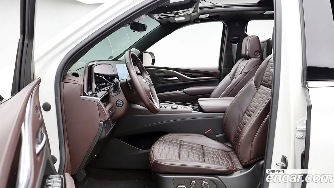 Cadillac Escalade 2022 из KR, фото 10