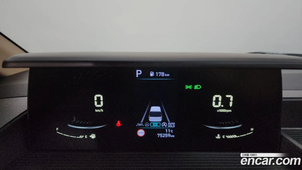 Hyundai Staria 2023 из KR, фото 8