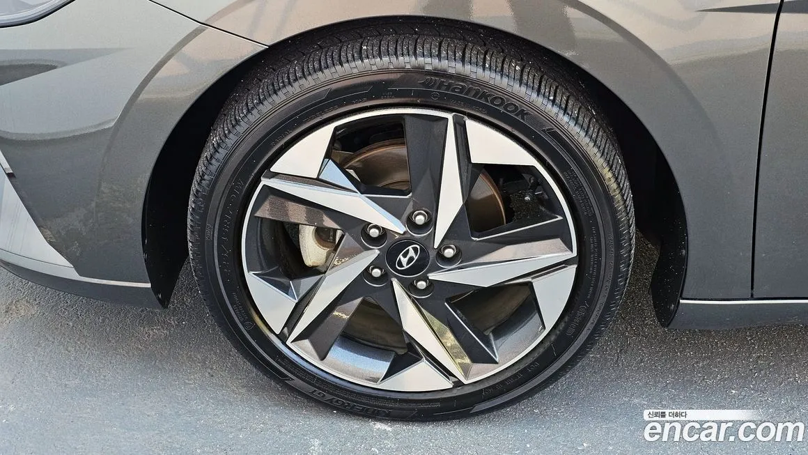 Hyundai AVANTE — фото 5
