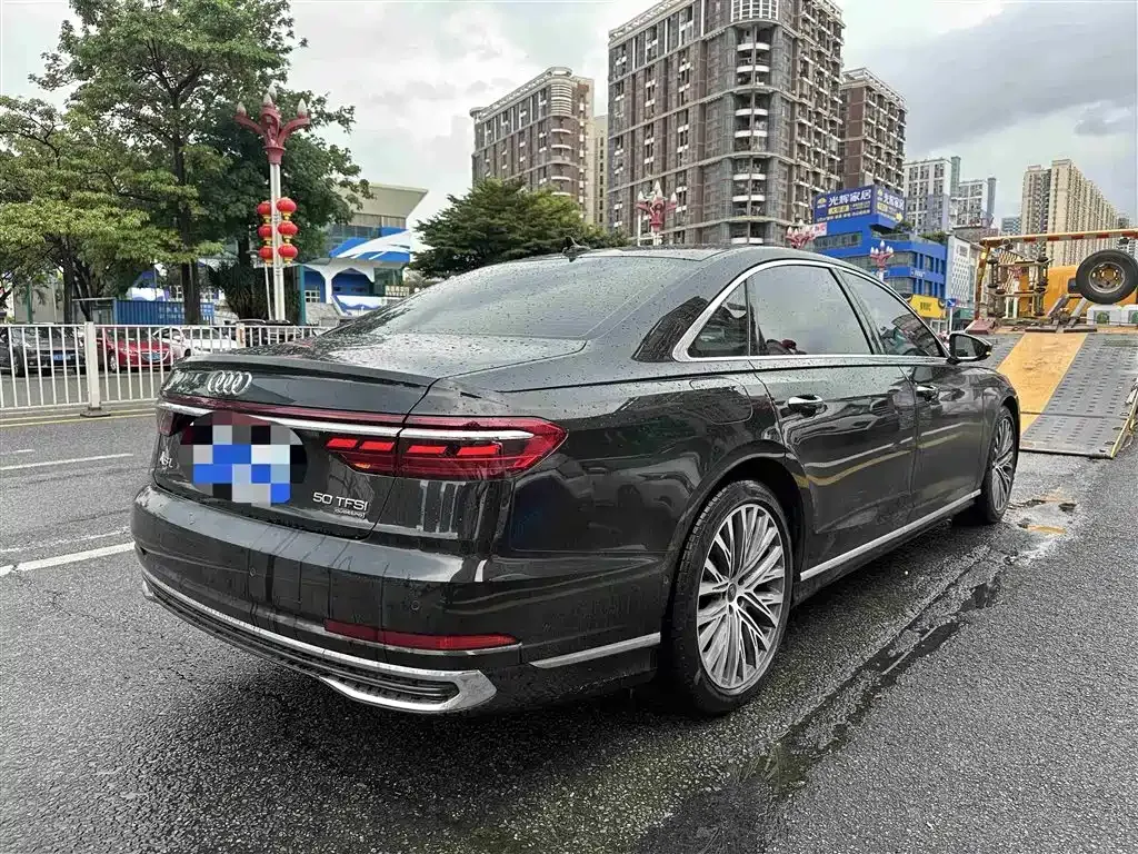 Audi A8 2025 из CN, фото 2
