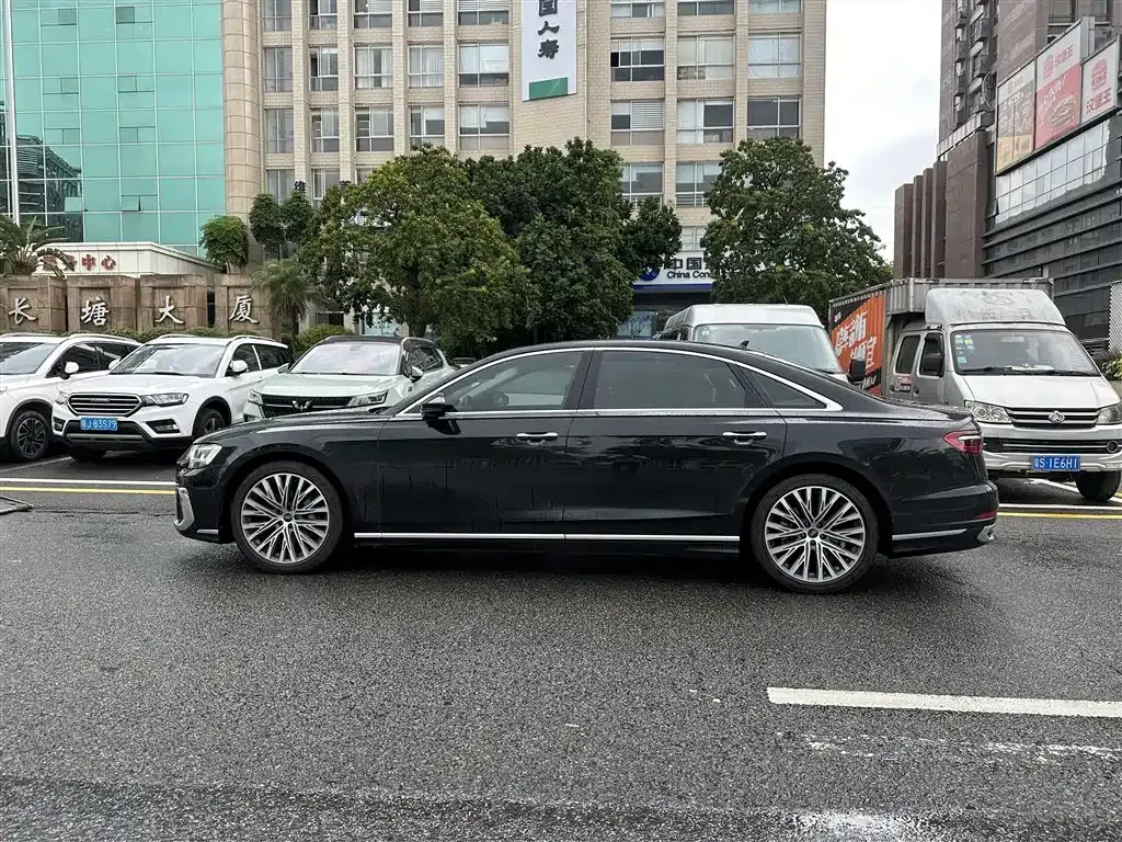Audi A8 2025 из CN, фото 3