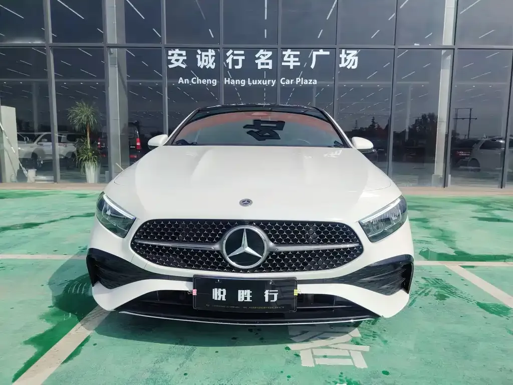 Mercedes-Benz A-Class 2024 из CN, фото 2