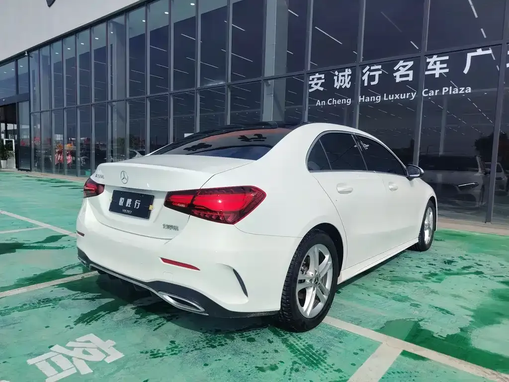 Mercedes-Benz A-Class 2024 из CN, фото 5