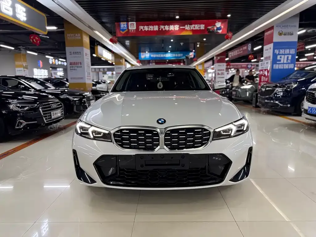 BMW 3 Series 2024 из CN, фото 2