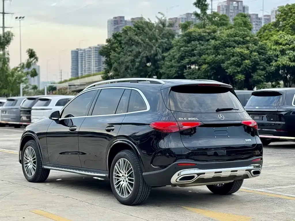 Mercedes-Benz GLC 2024 из CN, фото 3
