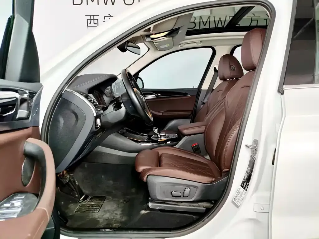 BMW X3 2024 из CN, фото 7