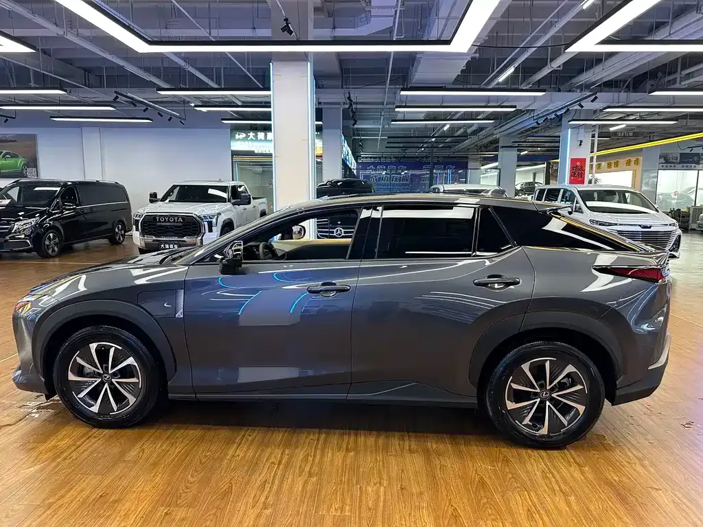 Lexus RZ 2023 из CN, фото 8