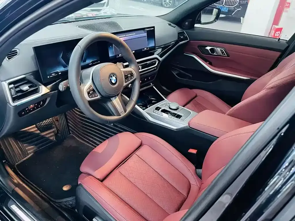 BMW 3 Series 2023 из CN, фото 3