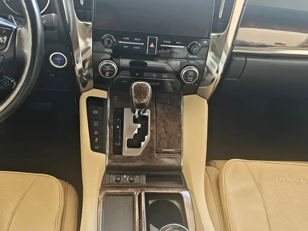 Toyota Vellfire 2022 из CN, фото 7