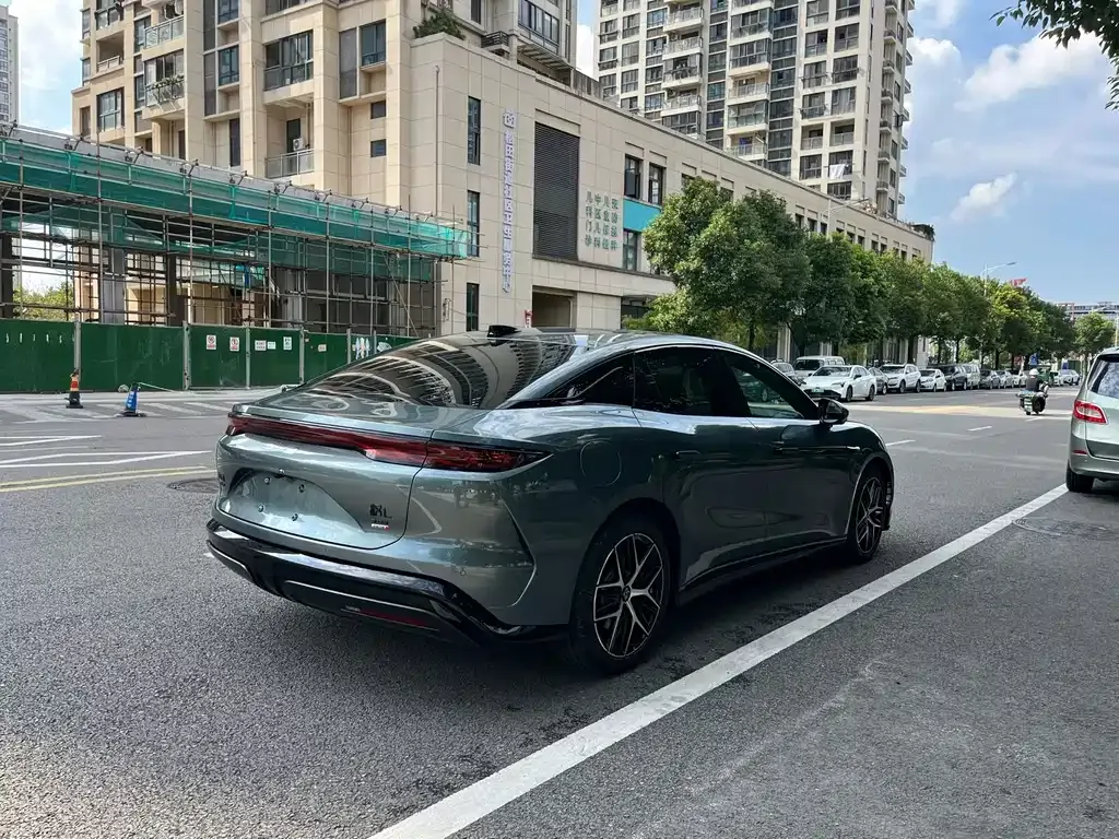 BYD Han L 2025 из CN, фото 6