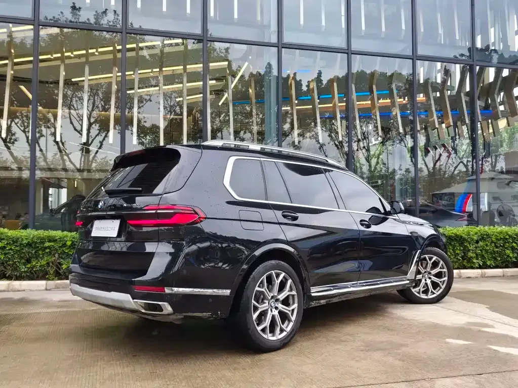 BMW X7 2023 из CN, фото 2