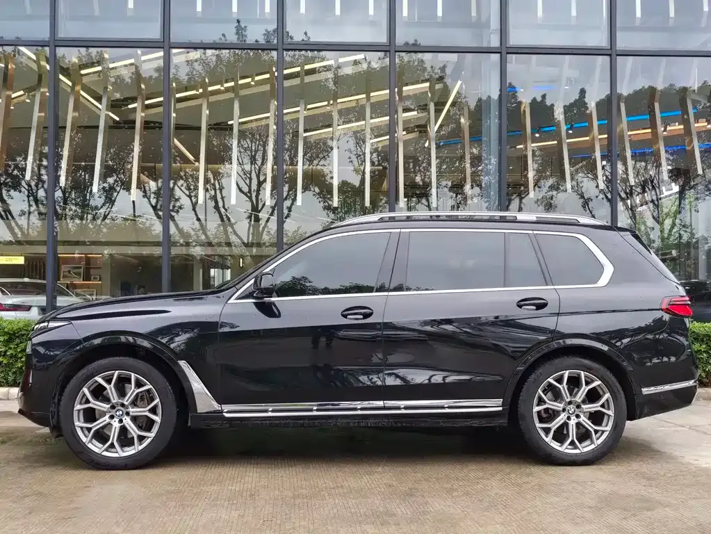 BMW X7 2023 из CN, фото 3