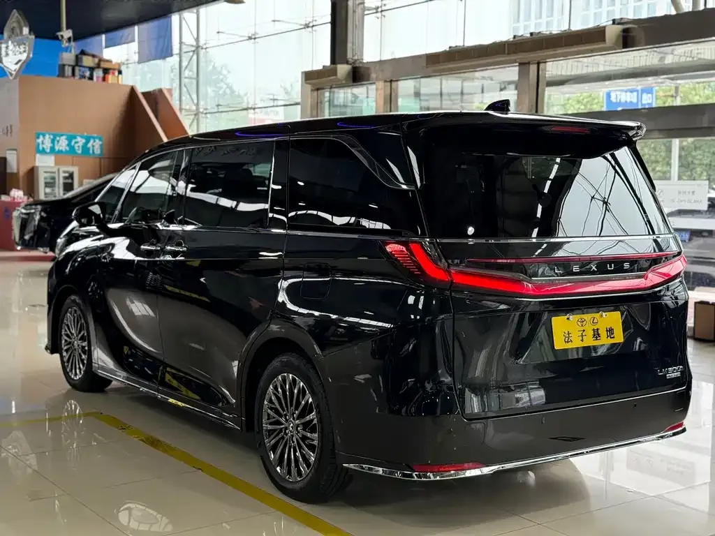 Lexus LM 2024 из CN, фото 6