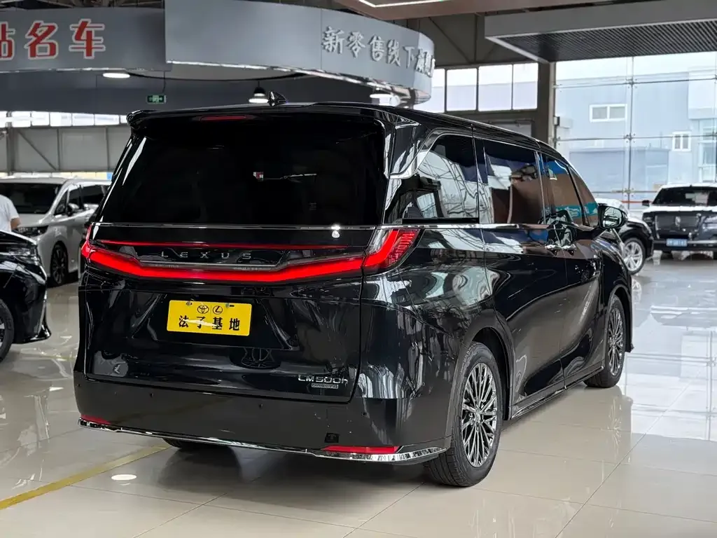 Lexus LM 2024 из CN, фото 8
