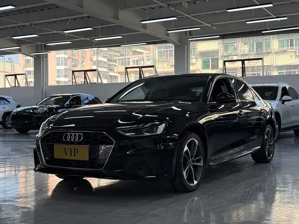 Audi A4L 2021 из CN, фото 1