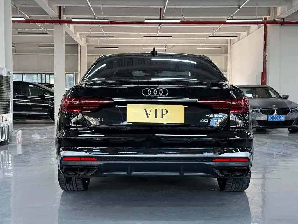 Audi A4L 2021 из CN, фото 5