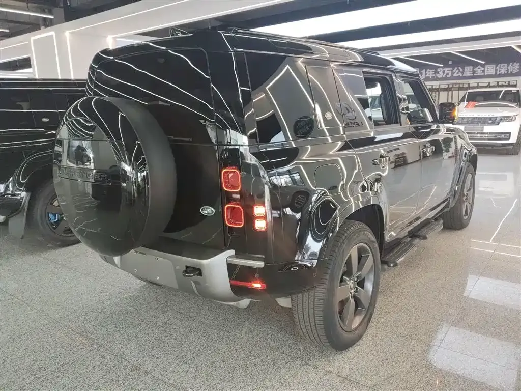 Land Rover Defender 2024 из CN, фото 7