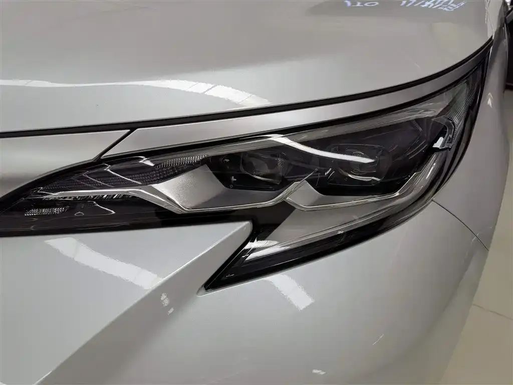 Toyota Sienna 2024 из CN, фото 5